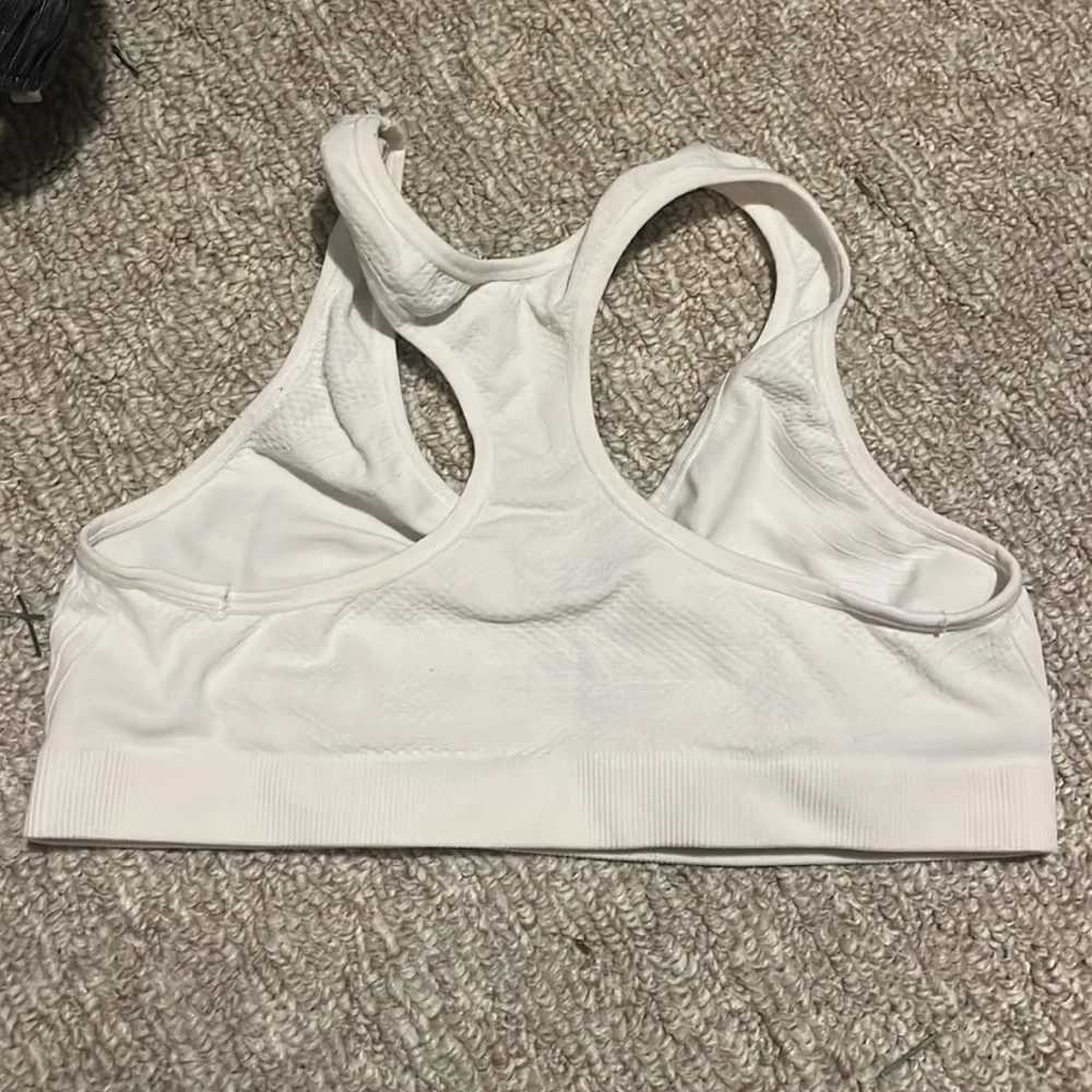 Girls C9 by Champion Athletic White Racerback Sports Bra- Like New Sz L